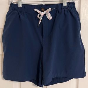 Chubbies The New Avenues 6” (Everywhere Stretch) shorts - size Med.